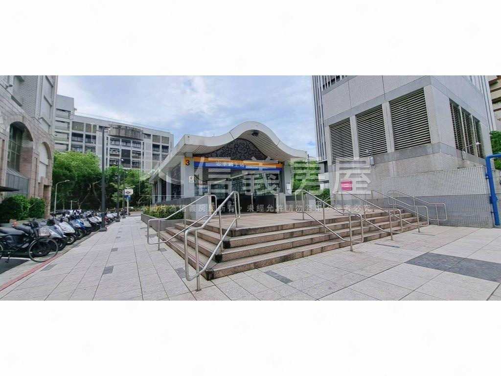 忠孝新生｜經典傳家和苑房屋室內格局與周邊環境