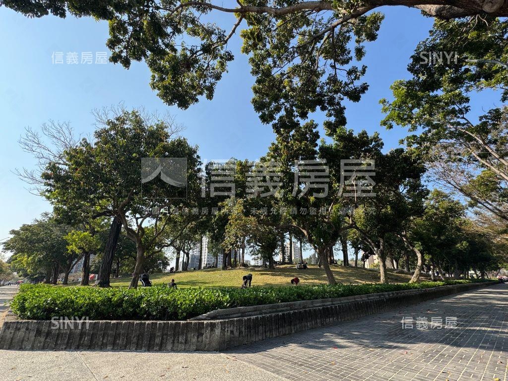 近八期秀泰雙車別墅房屋室內格局與周邊環境