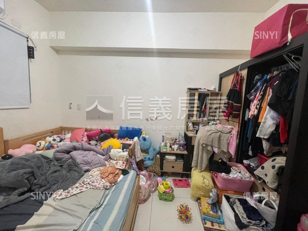 銳揚新世代兩房兩衛平車房屋室內格局與周邊環境