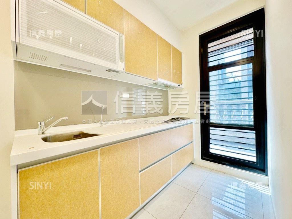 美麗山林鳥語花香房屋室內格局與周邊環境