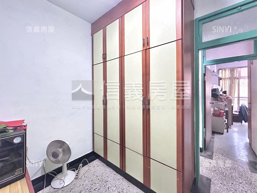 近科博館誠意出售孝親透天房屋室內格局與周邊環境