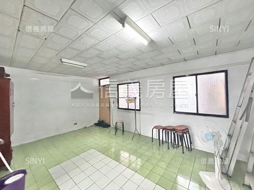 近科博館誠意出售孝親透天房屋室內格局與周邊環境