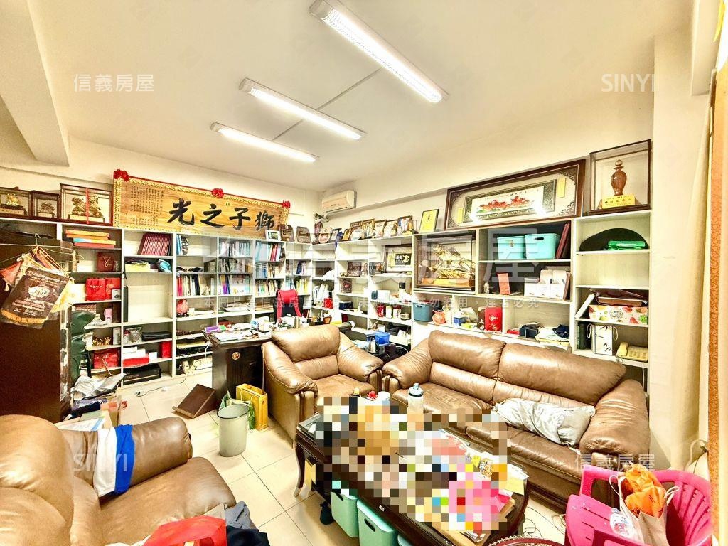仁武面寬黃金店住房屋室內格局與周邊環境