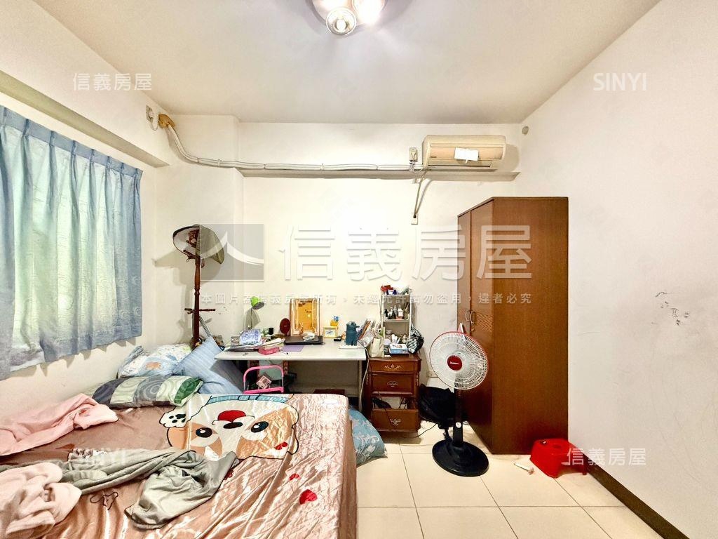 仁武面寬黃金店住房屋室內格局與周邊環境