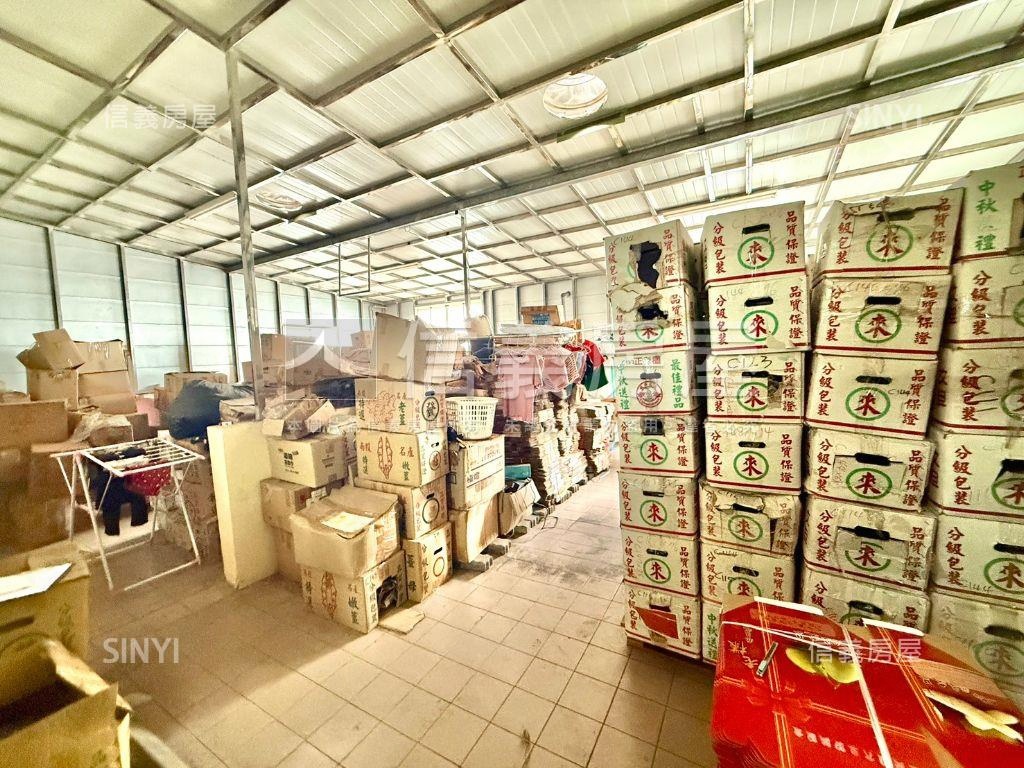 仁武面寬黃金店住房屋室內格局與周邊環境