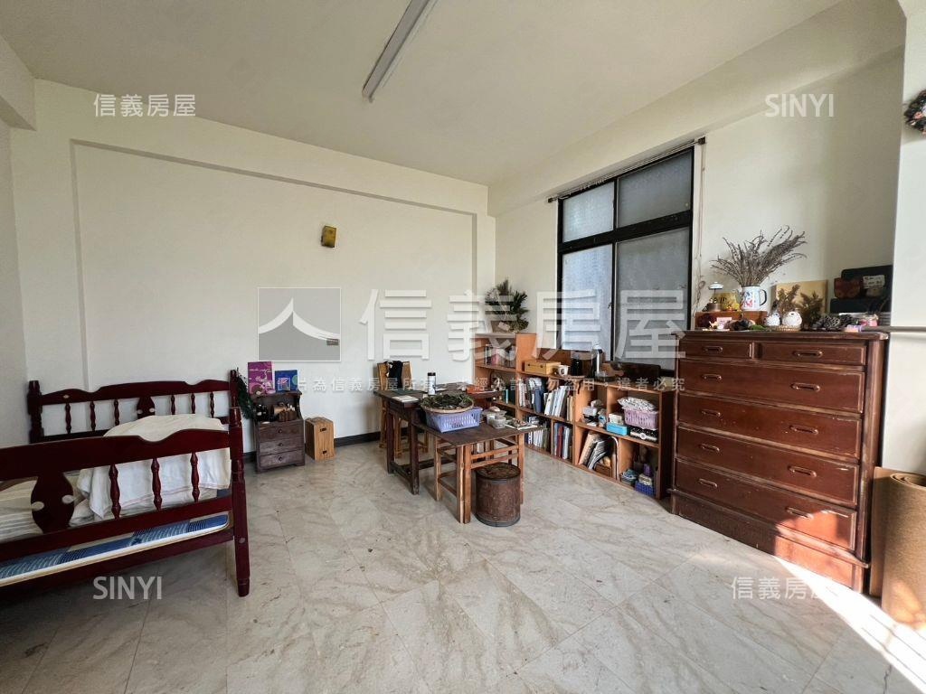 大灣大地坪透天房屋室內格局與周邊環境