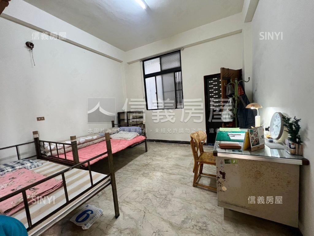 大灣大地坪透天房屋室內格局與周邊環境