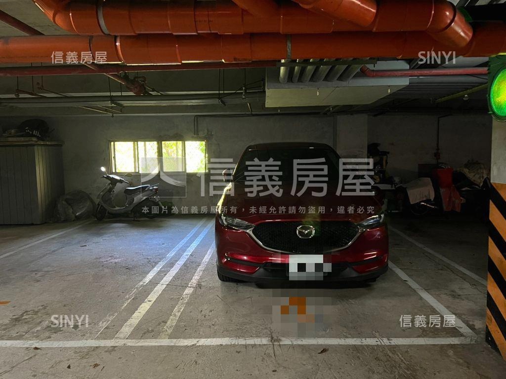 ［名人觀邸］景觀三房車位房屋室內格局與周邊環境