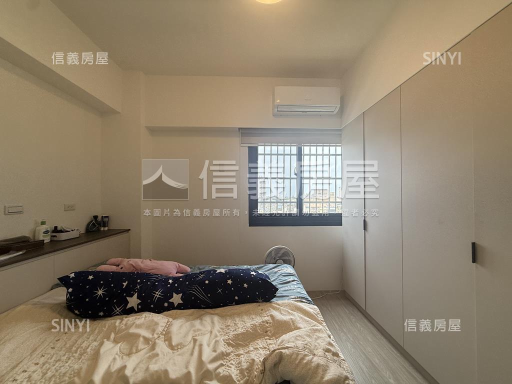 龍家族。近警總三房附車位房屋室內格局與周邊環境