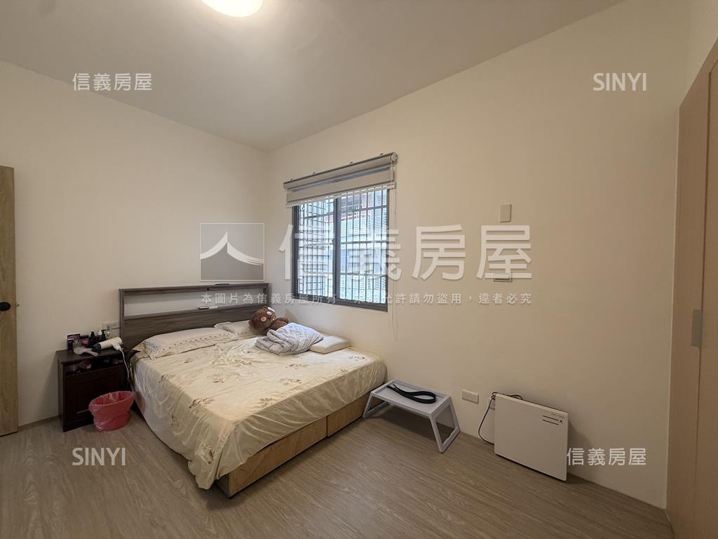 龍家族。近警總三房附車位房屋室內格局與周邊環境