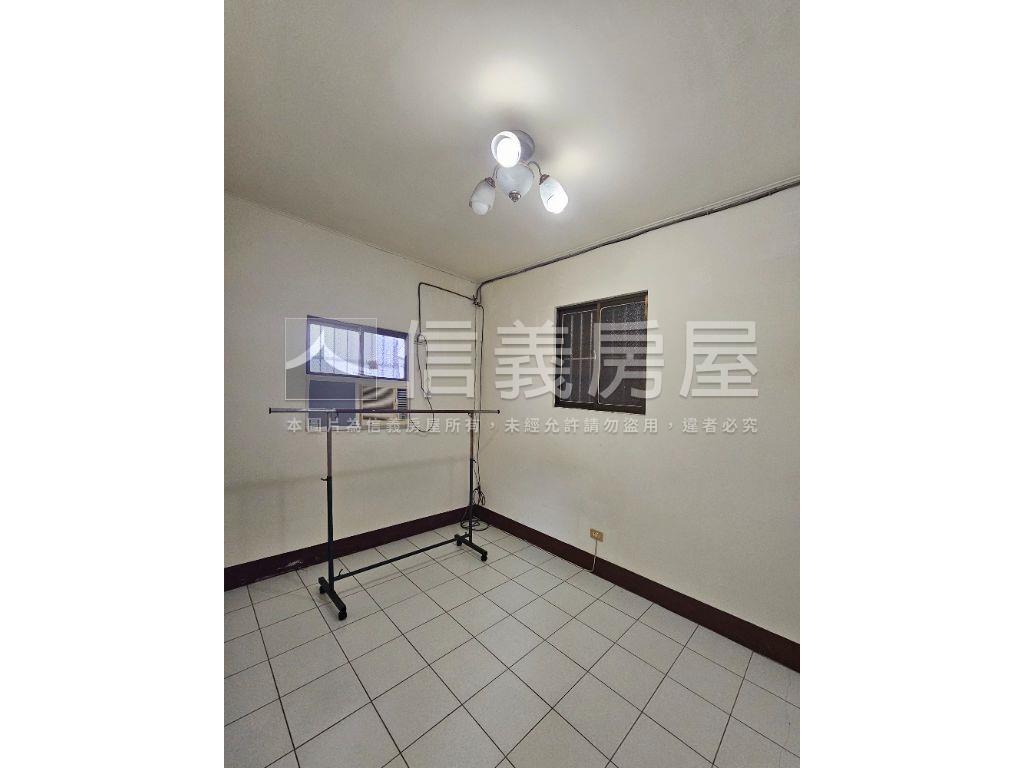 亞東捷運旁兩層置產房屋室內格局與周邊環境