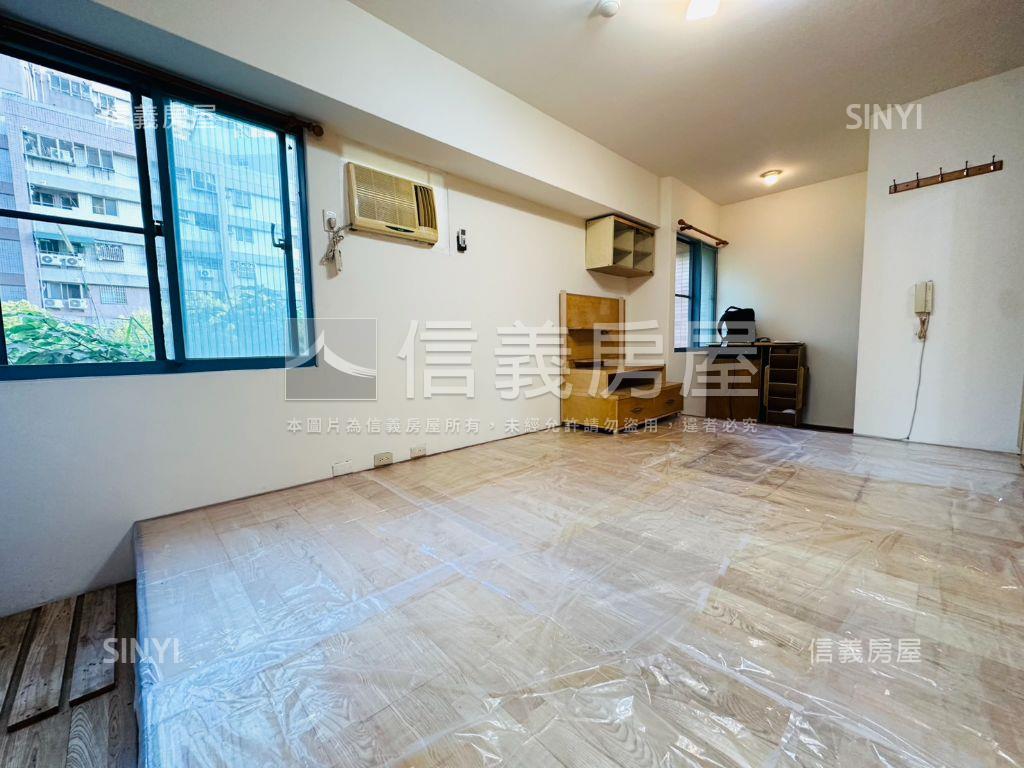 近美術館衛浴開窗電梯套房房屋室內格局與周邊環境