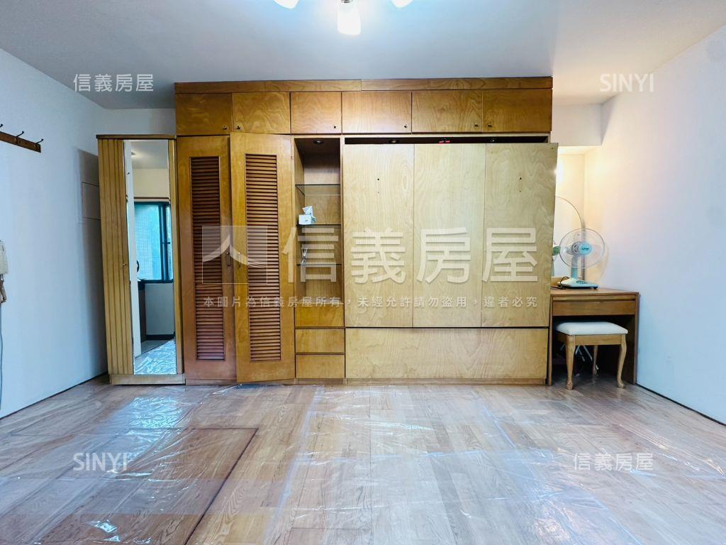近美術館衛浴開窗電梯套房房屋室內格局與周邊環境