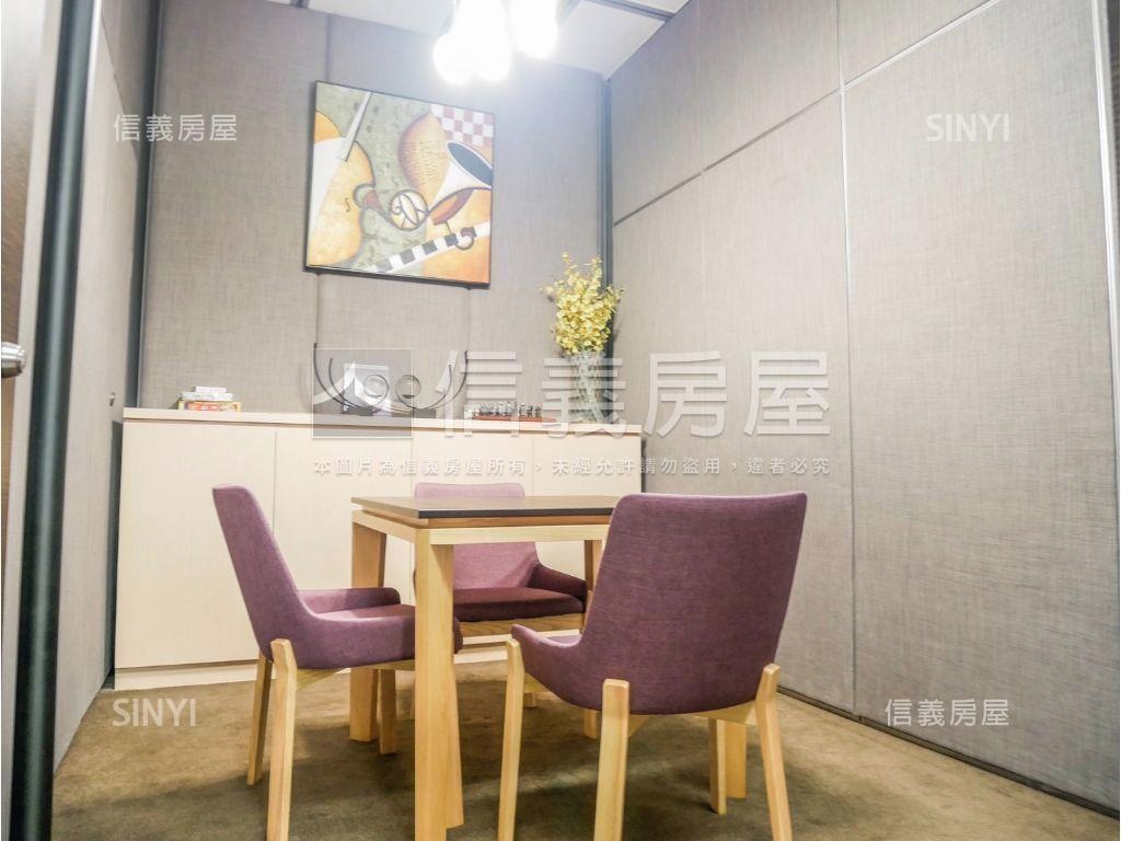 ＮＹ璞緻二房車位房屋室內格局與周邊環境