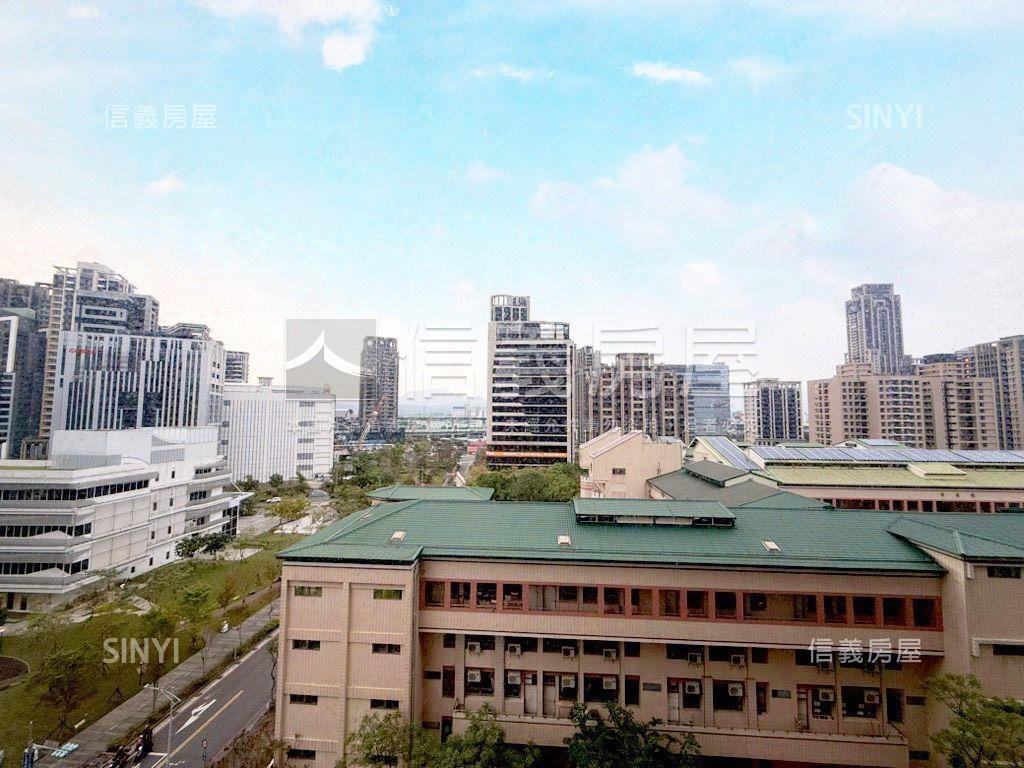 ＮＹ璞緻二房車位房屋室內格局與周邊環境