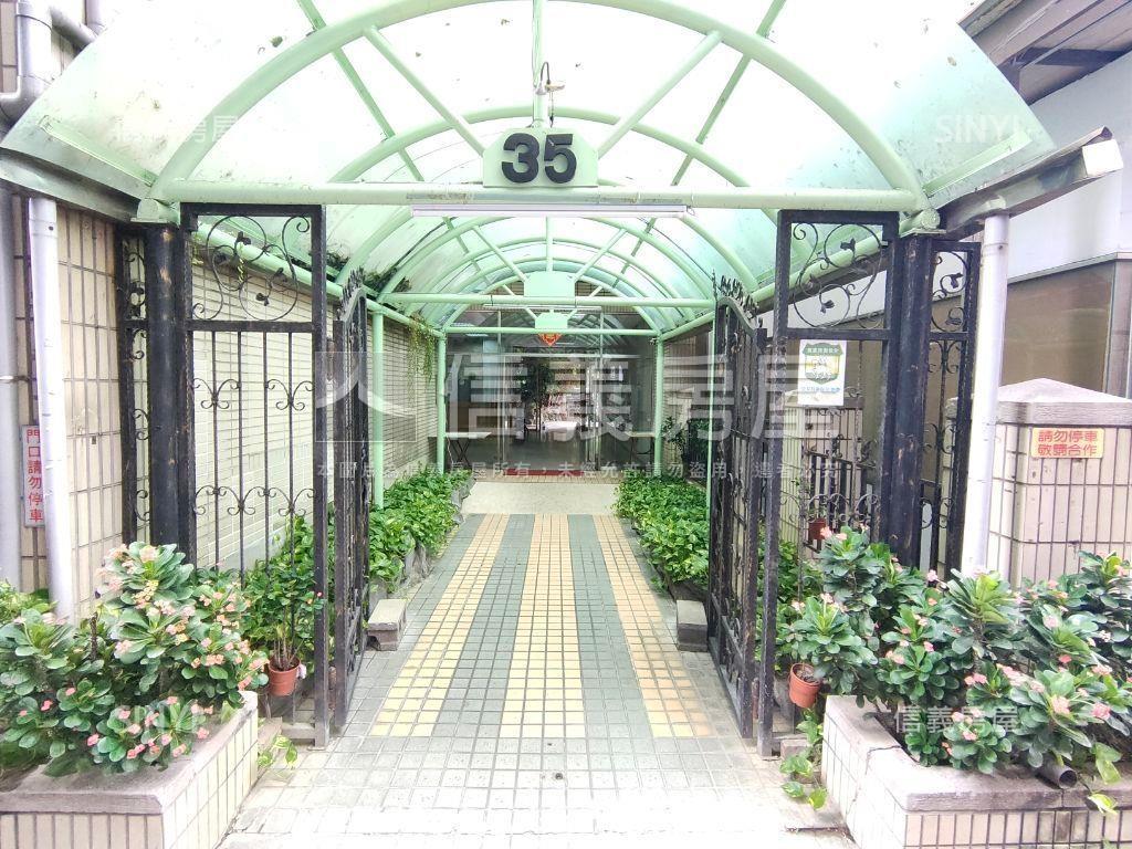 面樹海開闊視野輕鬆入住房屋室內格局與周邊環境