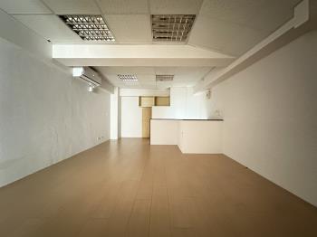 龍江路龍頭金店面