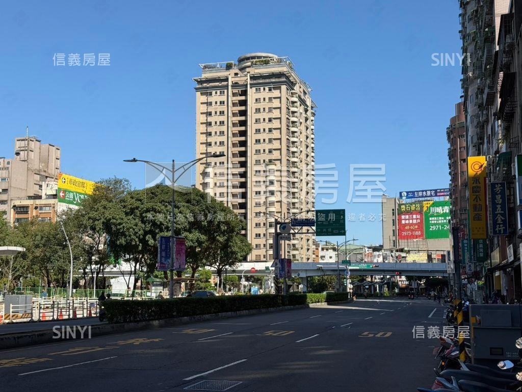 近捷運旁公寓３樓房屋室內格局與周邊環境