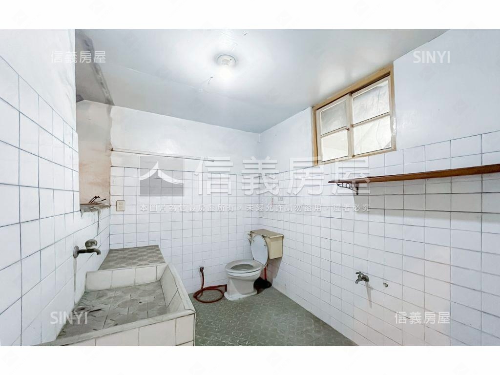 正中清路面寬店面房屋室內格局與周邊環境