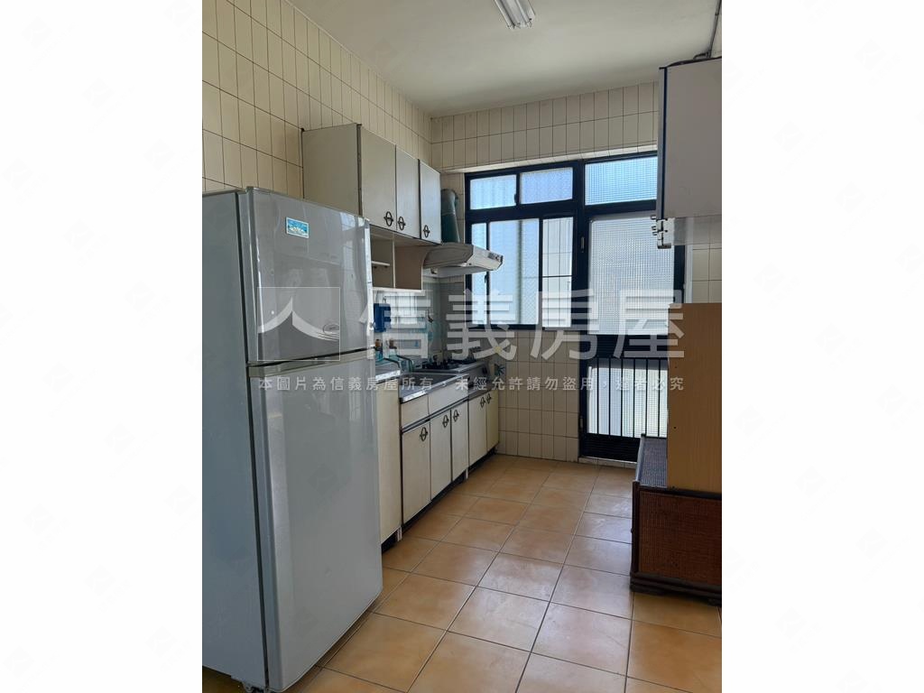 中西區近建興三房公寓房屋室內格局與周邊環境