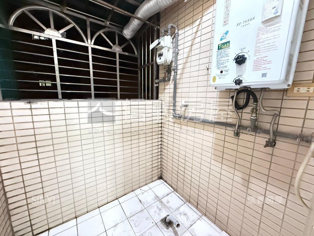 三星報喜兩房車位房屋室內格局與周邊環境