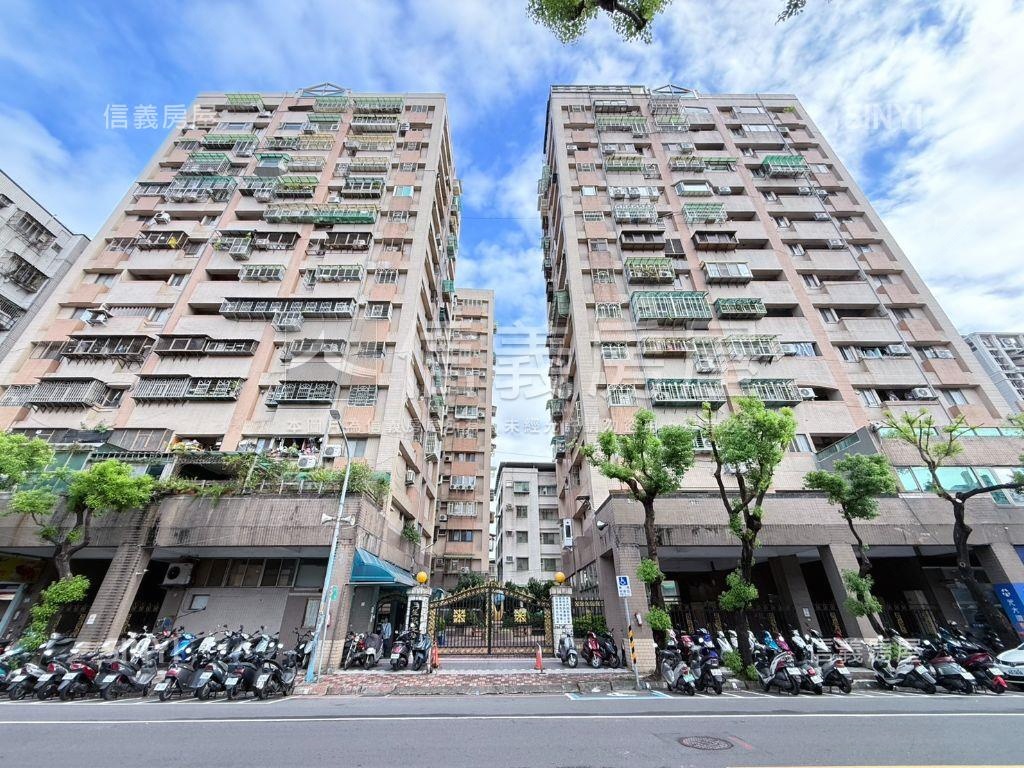 三星報喜兩房車位房屋室內格局與周邊環境