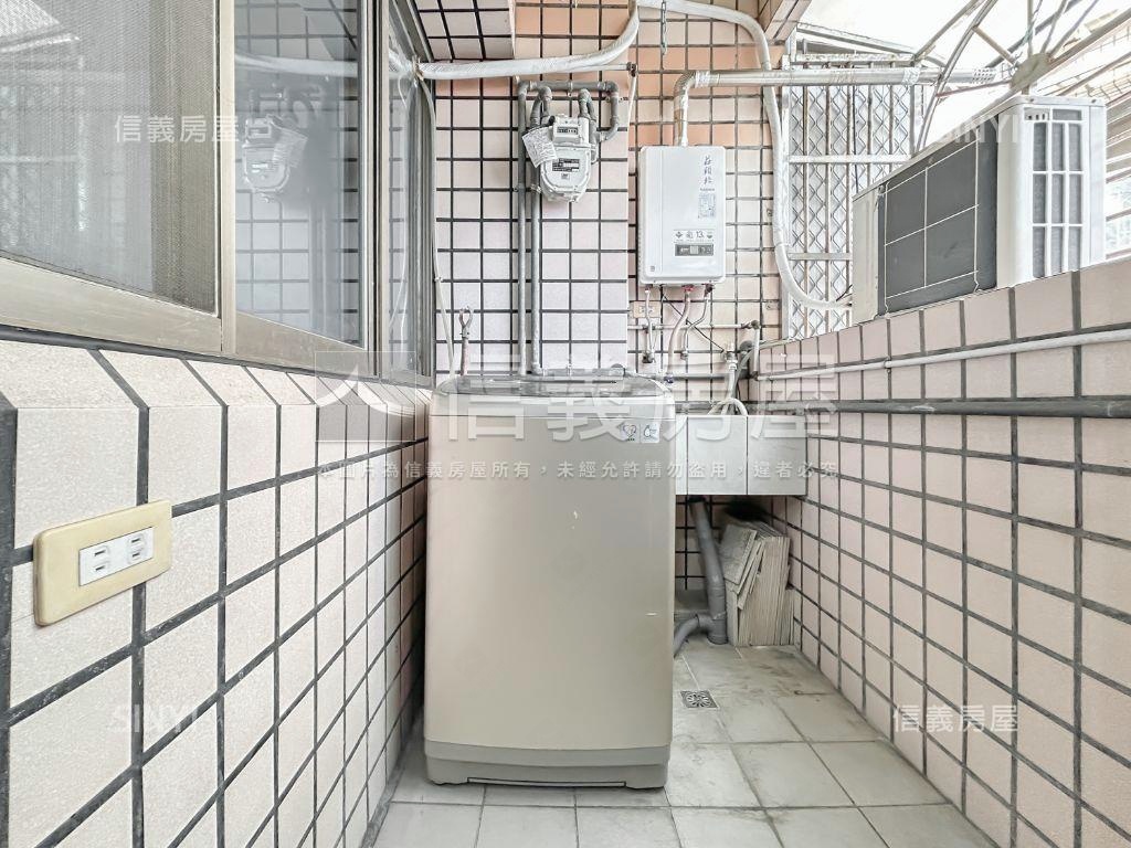 捷運市場機能棒棒三房車位房屋室內格局與周邊環境