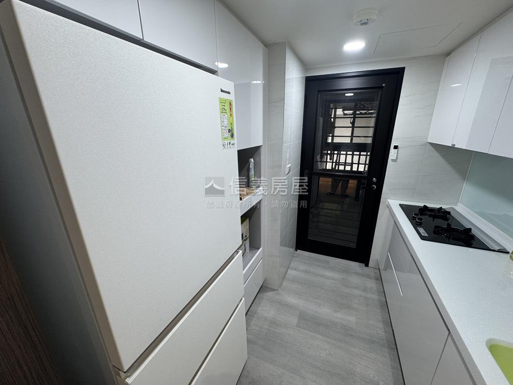 興大河畔⭐平車精裝樹梢戶房屋室內格局與周邊環境