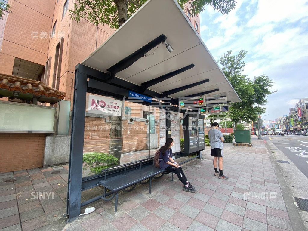 世新大學人潮金店面房屋室內格局與周邊環境