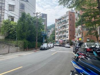 考試院旁人潮金店面