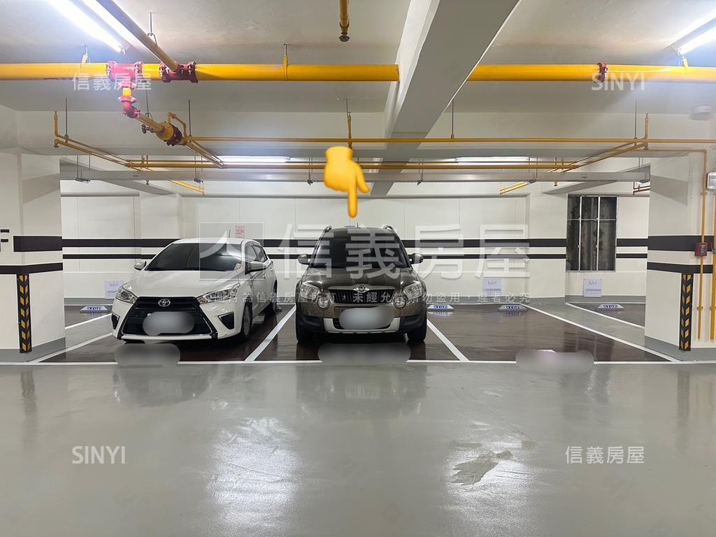 近美術館全新兩房平車位房屋室內格局與周邊環境