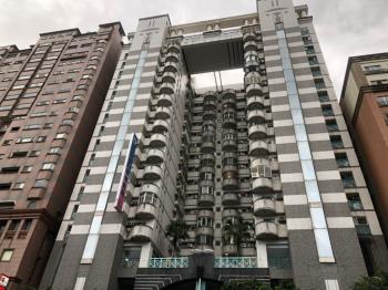 高樓視野電梯美套房