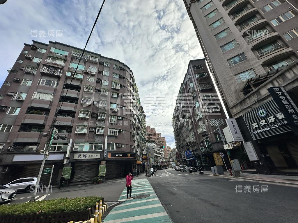 專任蘆洲民族金店面房屋室內格局與周邊環境