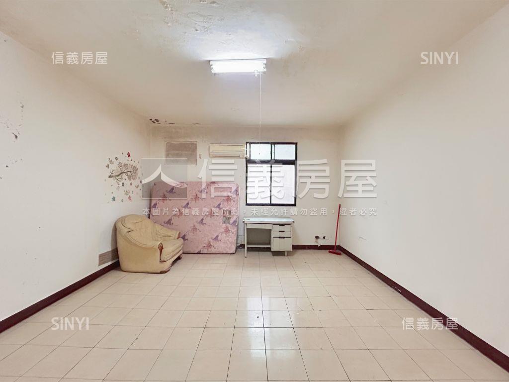 權狀４６坪！好大公寓４樓房屋室內格局與周邊環境