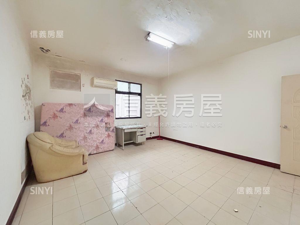 權狀４６坪！好大公寓４樓房屋室內格局與周邊環境