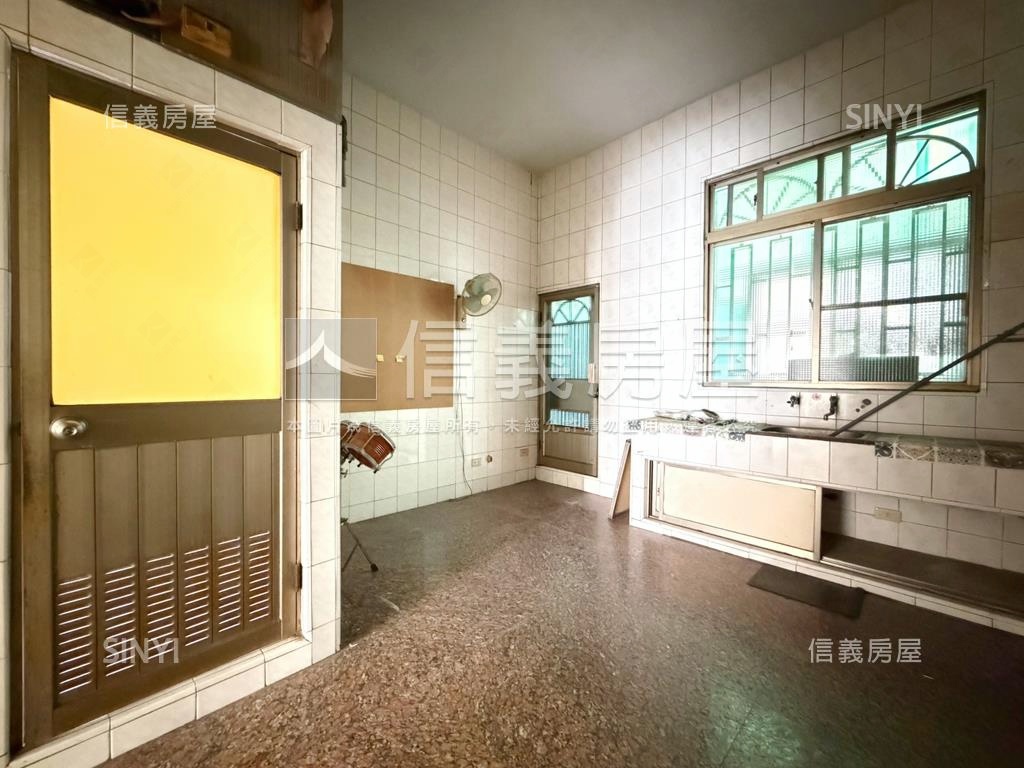 大昌商圈．小邊間正路透店房屋室內格局與周邊環境