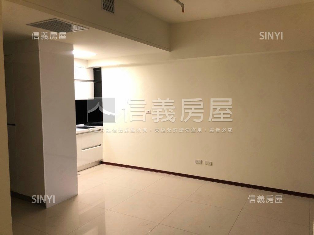 薩爾茲堡美屋車位房屋室內格局與周邊環境