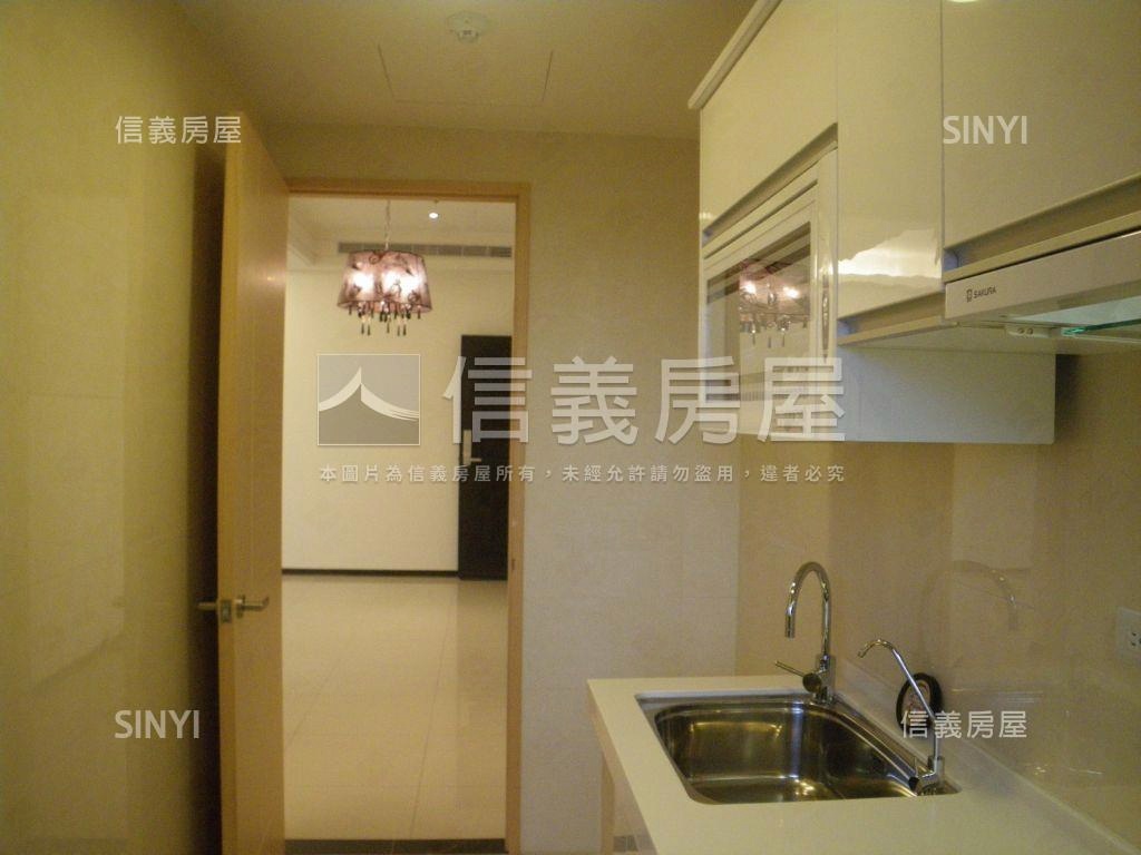 南方☆採光亮麗綠蔭二房房屋室內格局與周邊環境