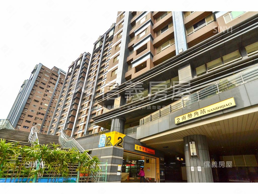 南方☆採光亮麗綠蔭二房房屋室內格局與周邊環境