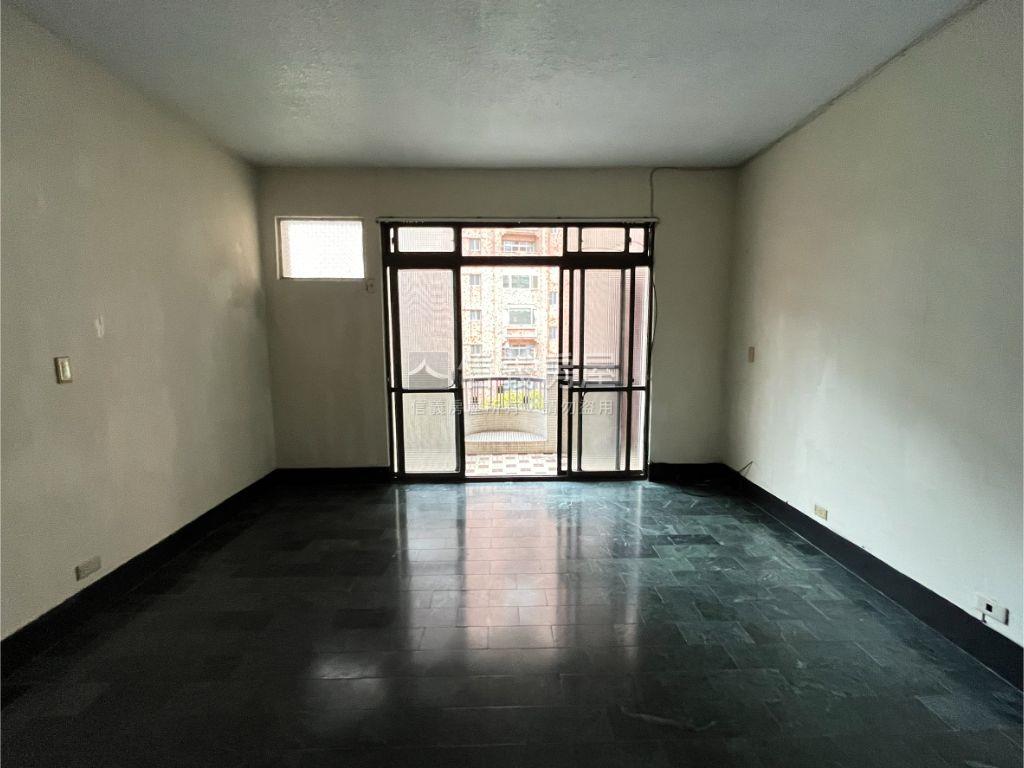 稀有釋出自強街美寓房屋室內格局與周邊環境