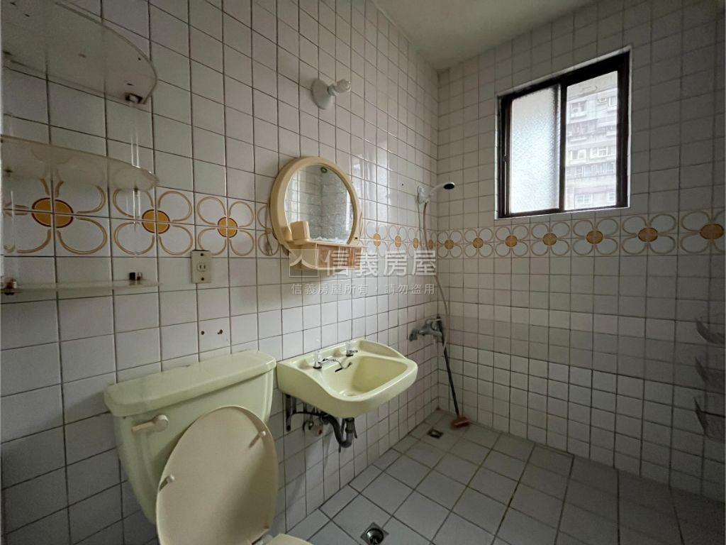 稀有釋出自強街美寓房屋室內格局與周邊環境