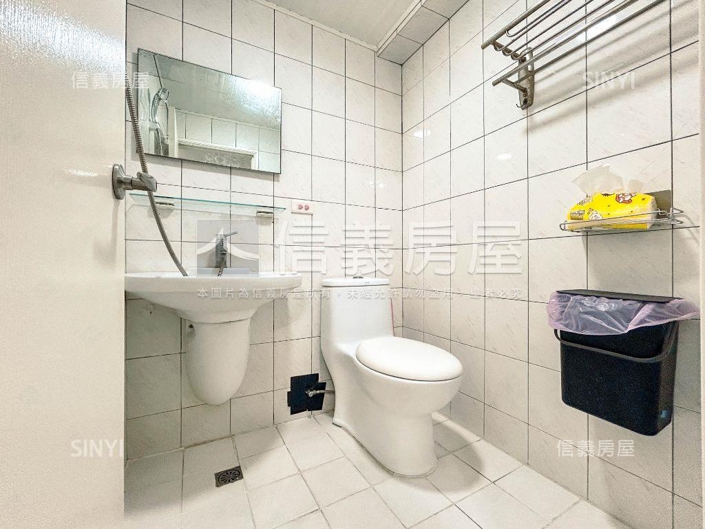 室內３１坪屋況佳三房平車房屋室內格局與周邊環境