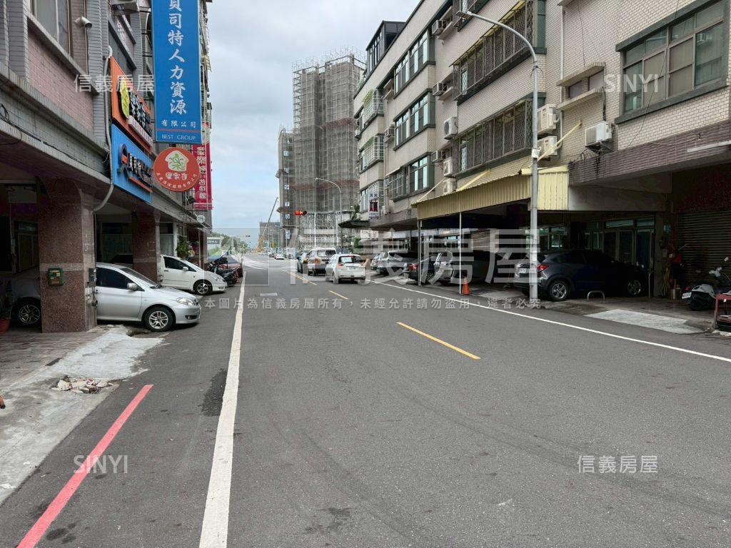 室內３１坪屋況佳三房平車房屋室內格局與周邊環境