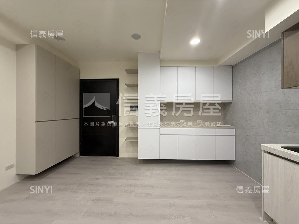 專任鳳鳴欣苑全新裝修兩房房屋室內格局與周邊環境