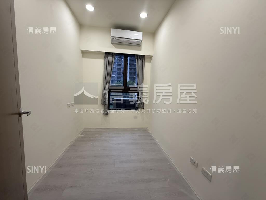 專任鳳鳴欣苑全新裝修兩房房屋室內格局與周邊環境