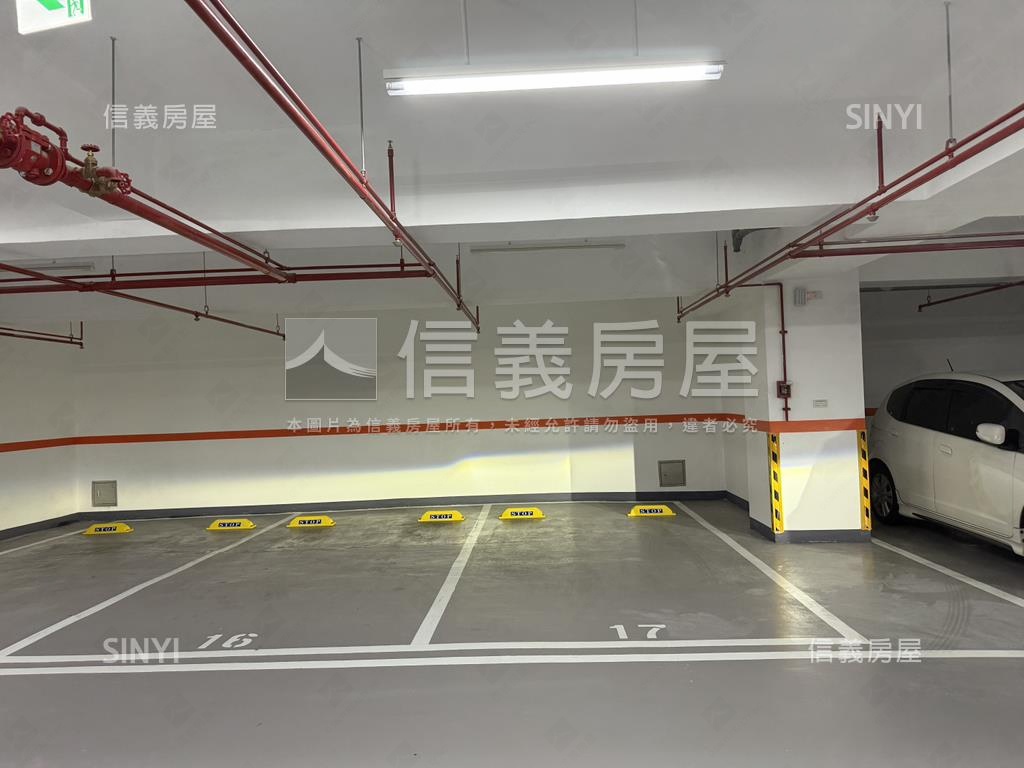 專任鳳鳴欣苑全新裝修兩房房屋室內格局與周邊環境