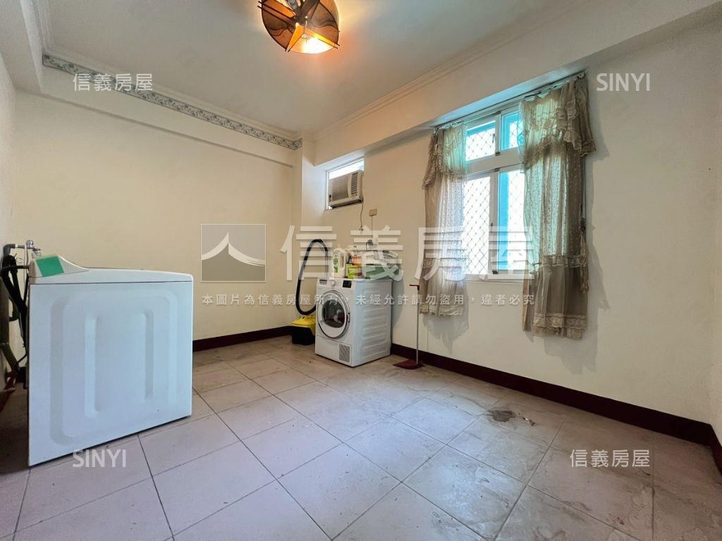 近精武站·大車庫·別墅房屋室內格局與周邊環境