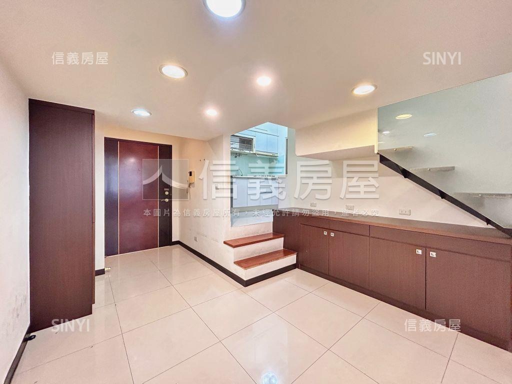 林口前段亞昕１０１兩房房屋室內格局與周邊環境