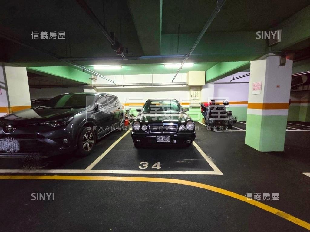 榮耀巴黎高樓邊間三房車位房屋室內格局與周邊環境