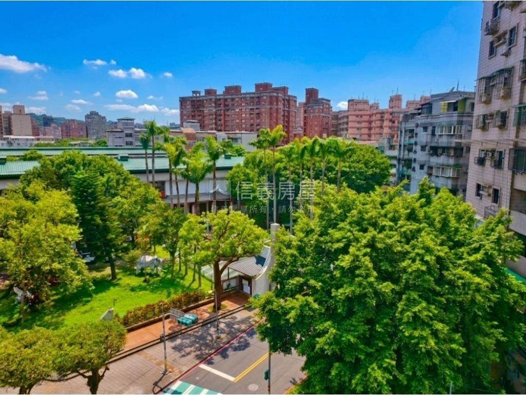 詠和心景觀美三房車房屋室內格局與周邊環境